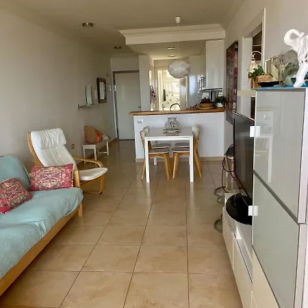 Seaside Serenity: Remote Work Retreat In * Poris de Abona