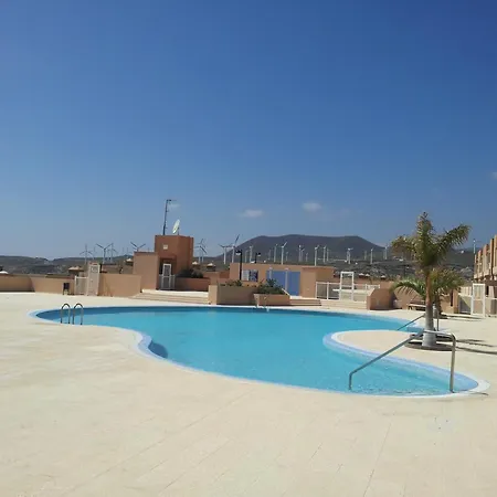 Seaside Serenity: Remote Work Retreat In * Poris de Abona